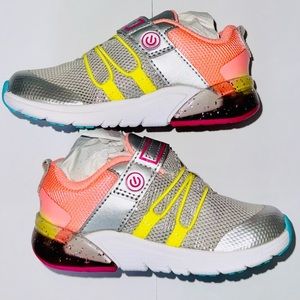 Saucony Tennis Shoes